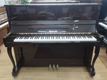 Πιάνο όρθιο WIELER Y122C, Μαόνι γυαλιστερό, ύψος 121 εκ.