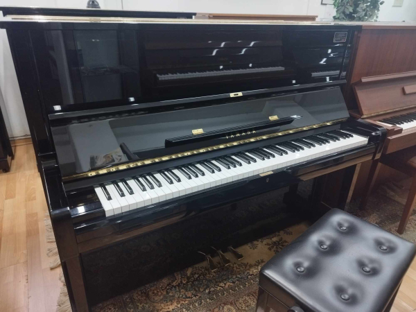 Πιάνο όρθιο YAMAHA U1Α.