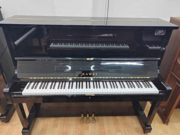 Πιάνο όρθιο KAWAI NS-15.
